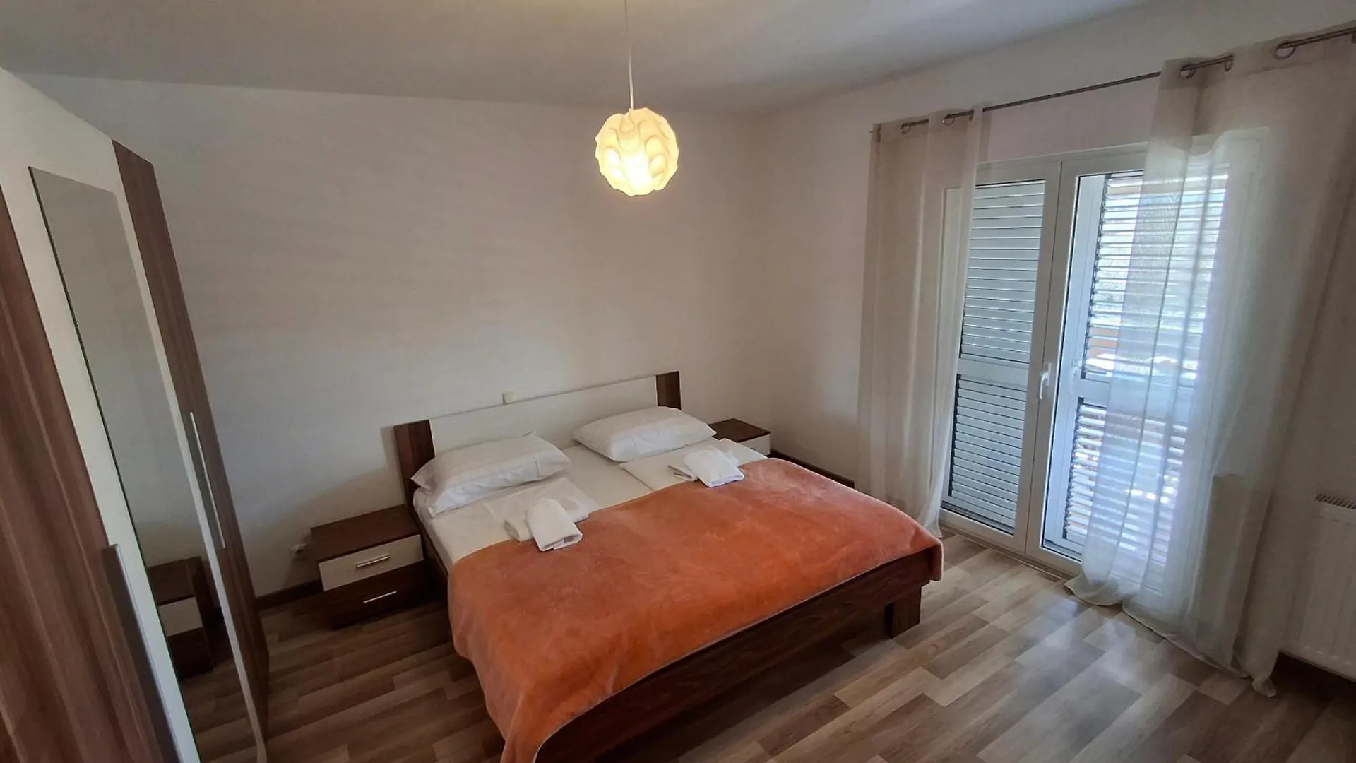 Iva&Luce Apartment Radosinovac